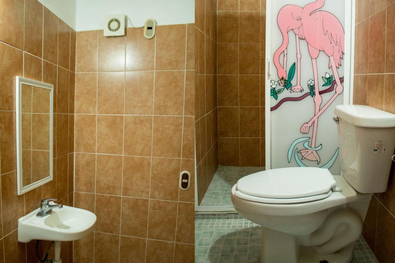 זיהואטנחו Hotel Isis מראה חיצוני תמונה