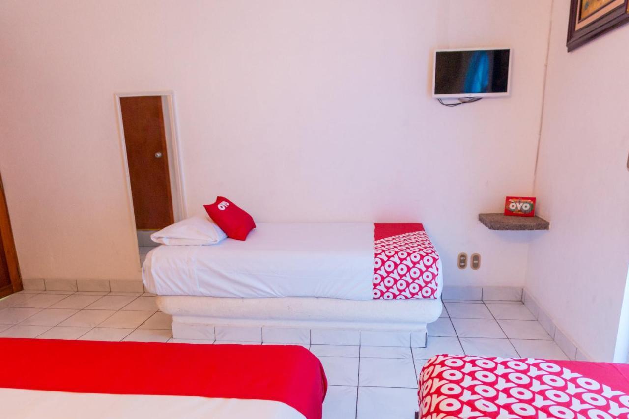 זיהואטנחו Hotel Isis מראה חיצוני תמונה