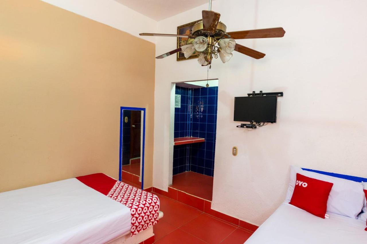 זיהואטנחו Hotel Isis מראה חיצוני תמונה
